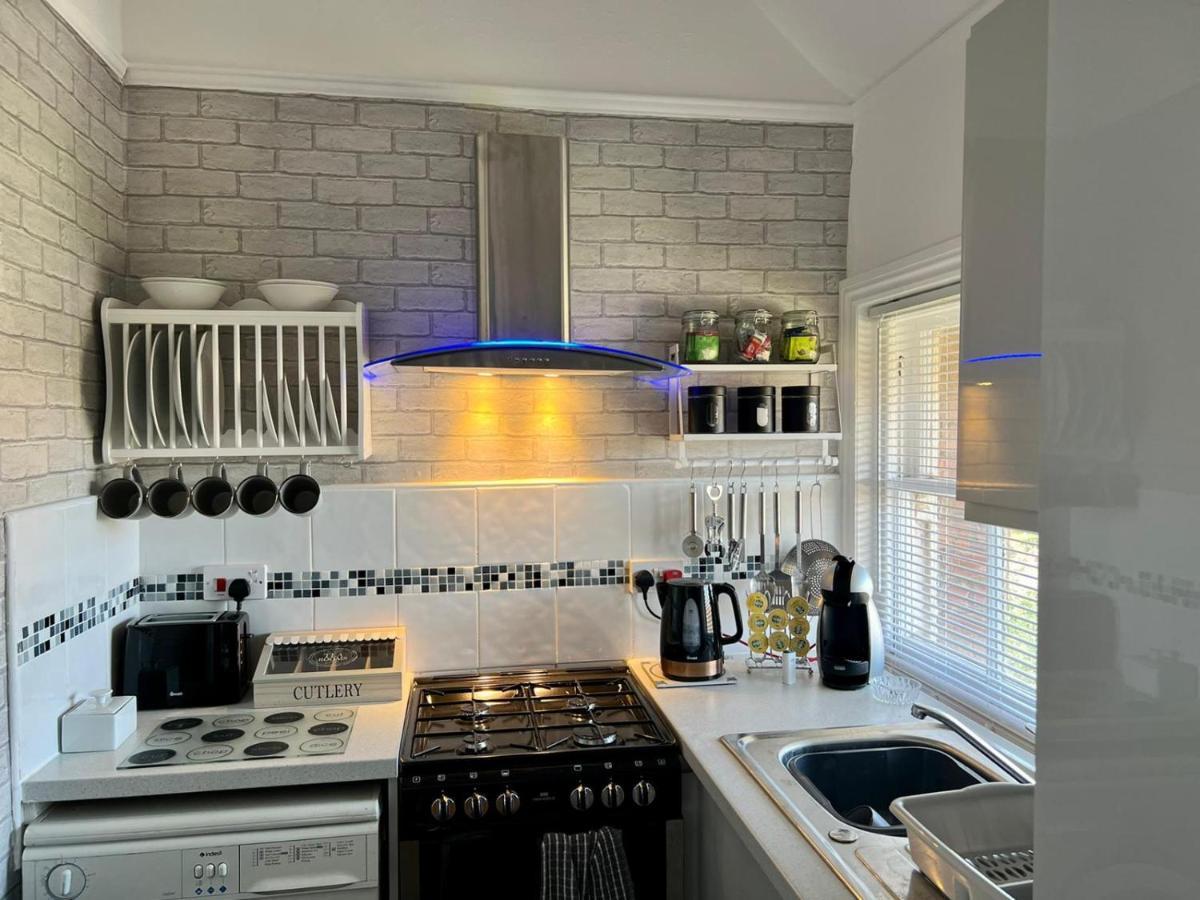34Three Apartment Lytham St Annes Bagian luar foto