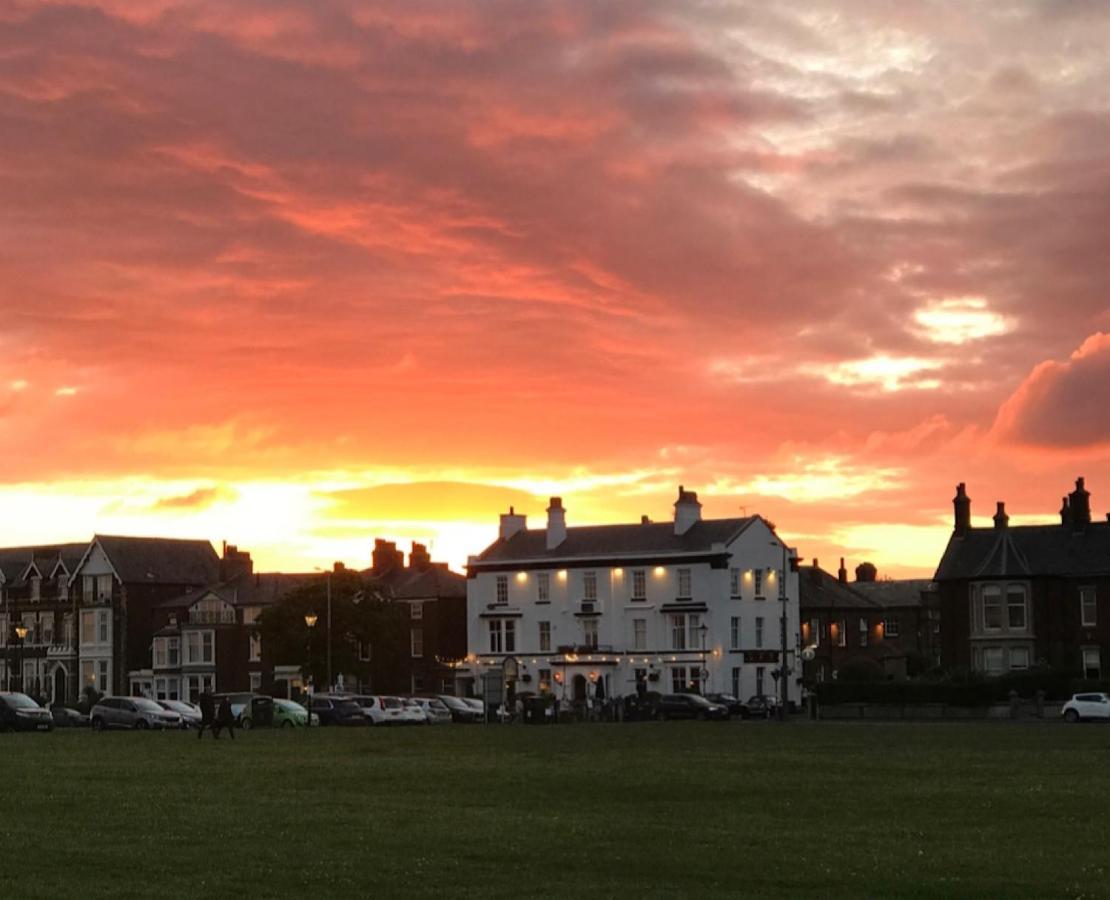 34Three Apartment Lytham St Annes Bagian luar foto