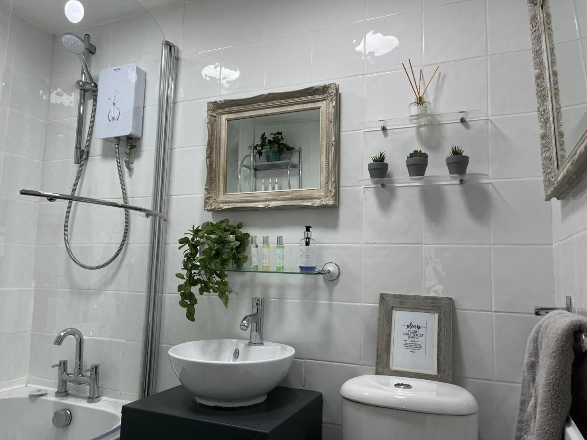 34Three Apartment Lytham St Annes Bagian luar foto